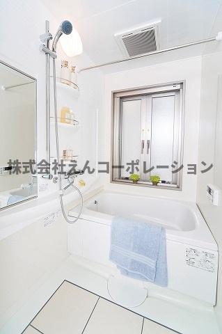 バス・シャワールーム　※反転写真※