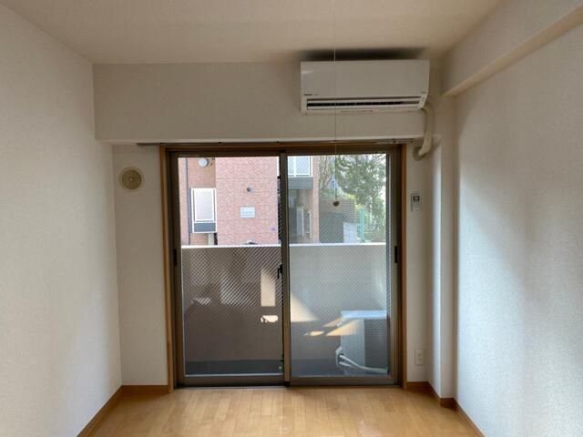 居室・リビング　※同物件参考写真