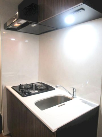 キッチン　同建物内別のお部屋の参考写真になります。