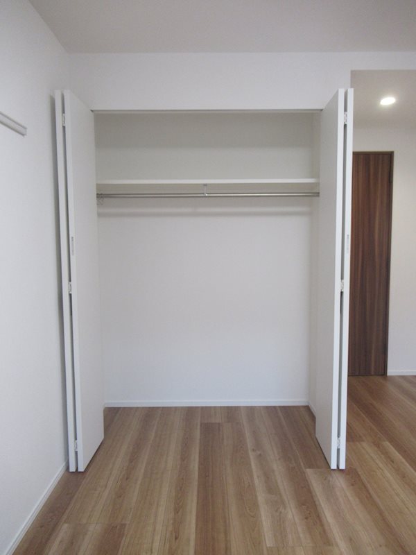 収納　同建物内別のお部屋の参考写真になります。