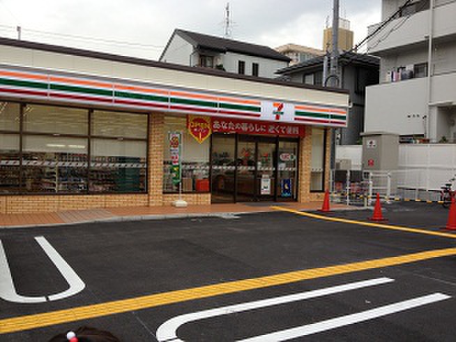 コンビニ　セブンイレブン（コンビニ）まで170m
