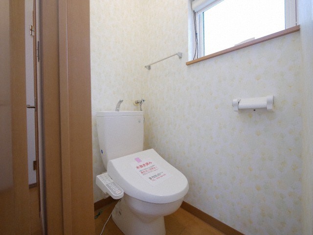 トイレ　ゆったりとした空間のトイレです