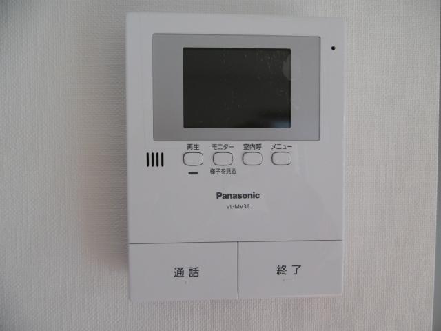 セキュリティ　モニター付きインターホン