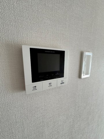 セキュリティ　女性の方でも安心のモニター付きオートロック♪