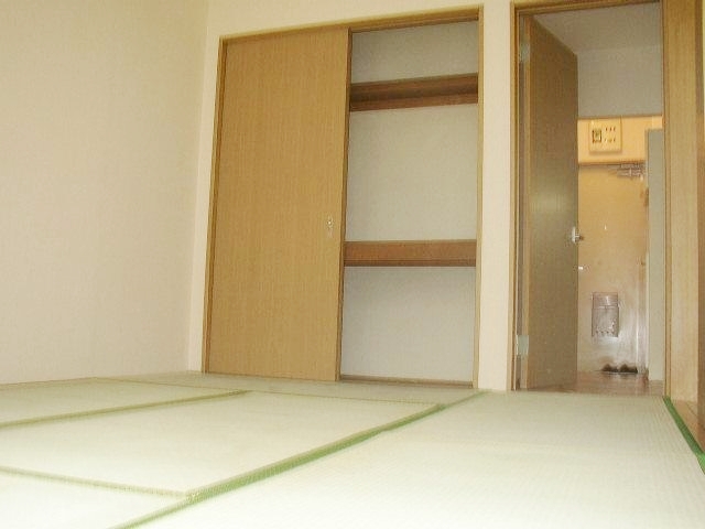 収納　※別室参考写真です