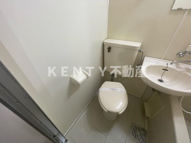 トイレ　トイレもきれいです