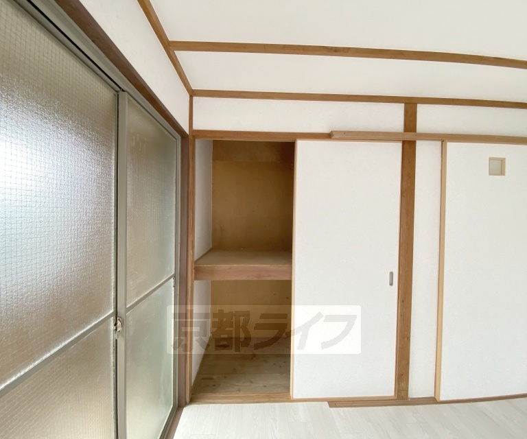 収納　奥行きある押入収納です。