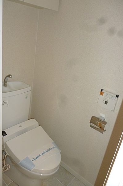トイレ　別部屋参考写真
