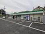 コンビニ　ファミリーマート 富田林津々山台店（コンビニ）まで2017m