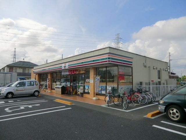 コンビニ　セブンイレブン足立花畑1丁目店（コンビニ）まで1805m