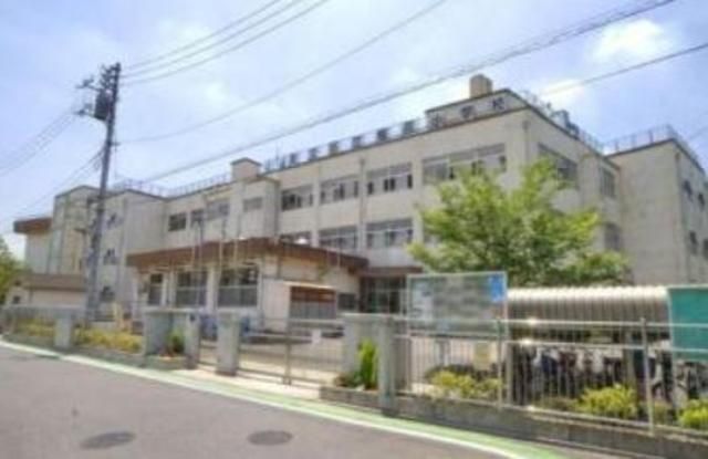 小学校　足立区立桜花小学校（小学校）まで2381m