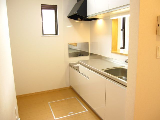 フォレスタ ロヴィーネ 3のキッチン写真
