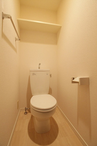 地下鉄空港線 大濠公園駅 徒歩12分 6階建 築21年のトイレ写真