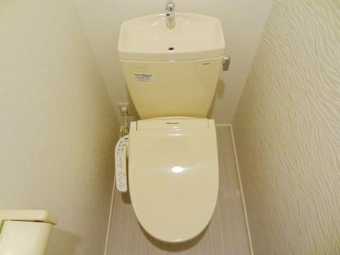 コーポ美らのトイレ写真