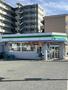 コンビニ　ファミリーマート塚口本町店（コンビニ）まで237m