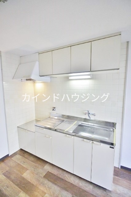 地下鉄四つ橋線 住之江公園駅 徒歩2分 5階建 築37年のキッチン写真