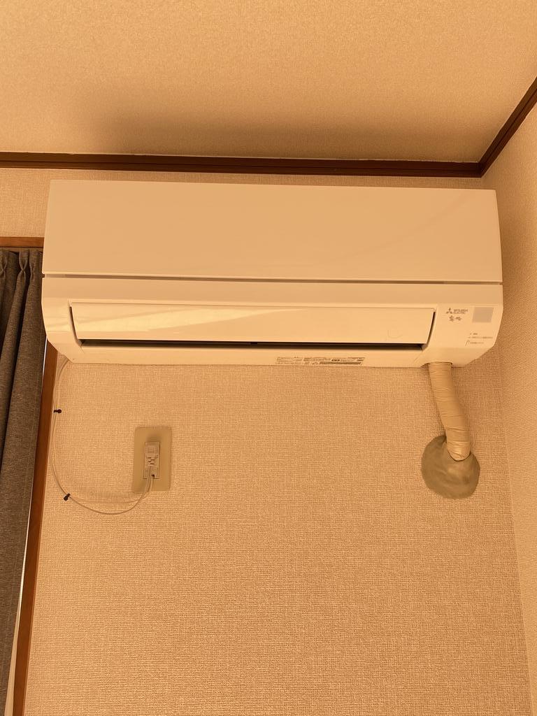 その他設備　リビングエアコン新品１台付き