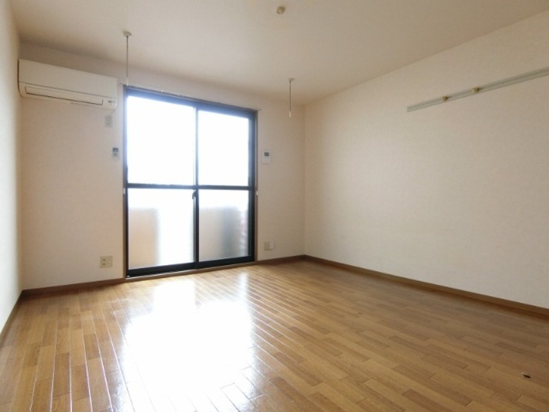 居室・リビング　図面と現状に相違がある場合には現状を優先