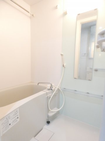 バス・シャワールーム　バス※別部屋参考写真