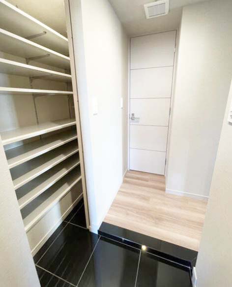 玄関　★余裕のある玄関スペース★