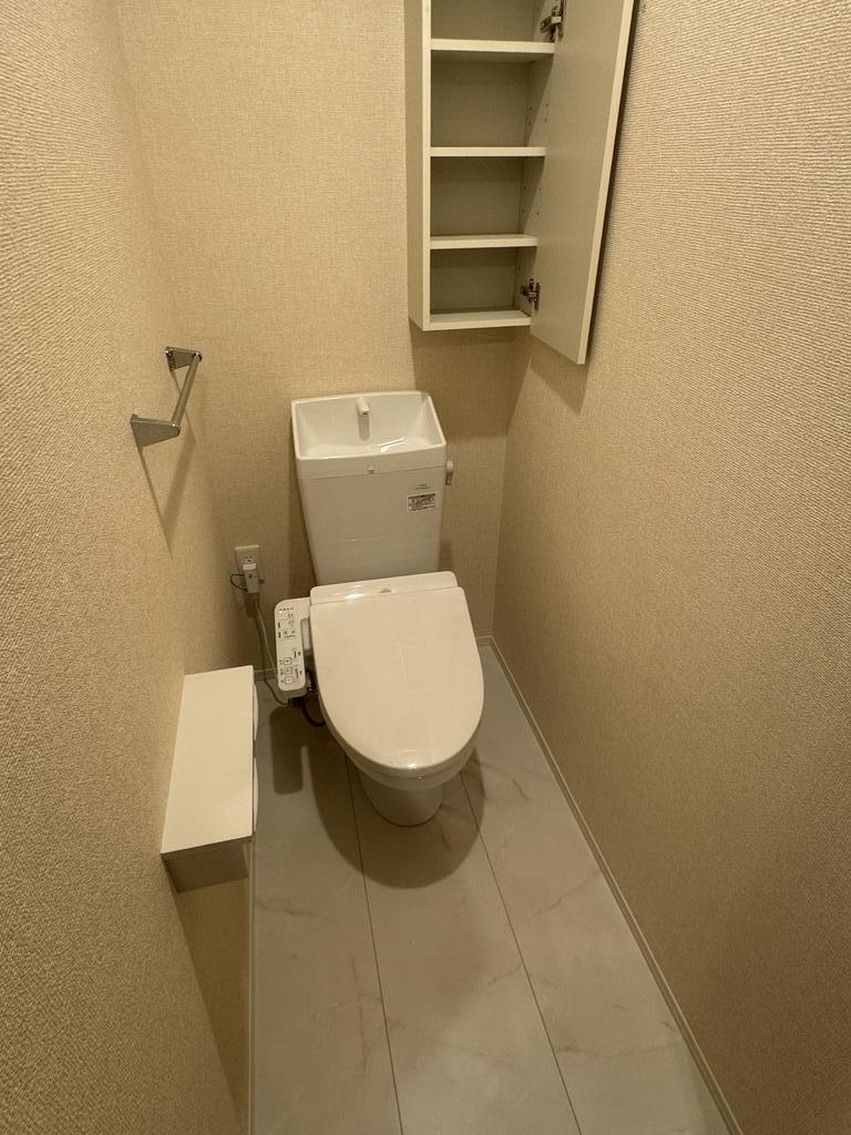 トイレ　※別部屋参考写真