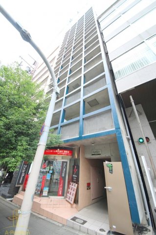 【大阪市中央区内本町のマンションの建物外観】