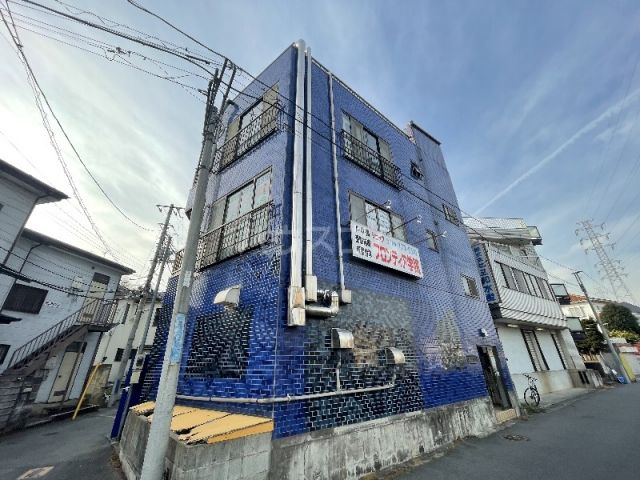 川崎市中原区井田のマンションの建物外観