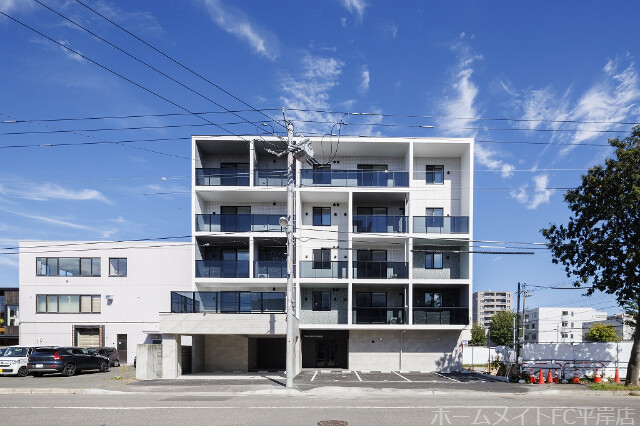 R-fino札幌桑園の建物外観