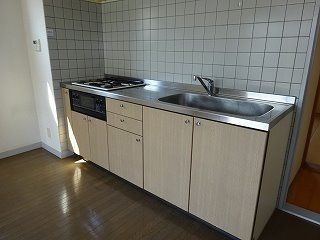 【福知山市昭和町のマンションのキッチン】