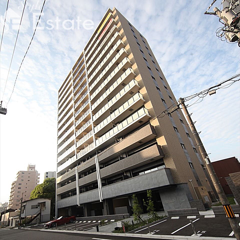 名古屋市西区新道のマンションの建物外観