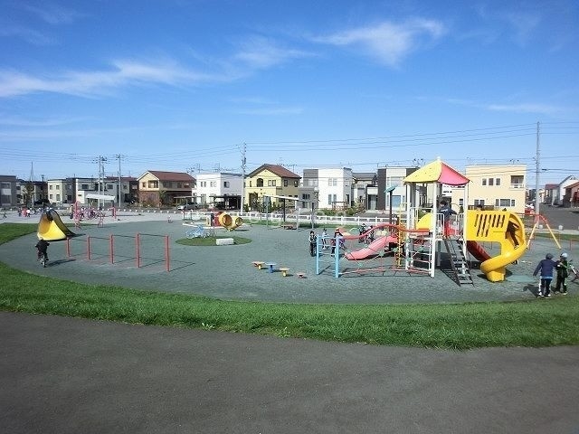 【札幌市手稲区星置南のアパートの公園】