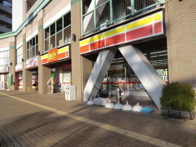 【鎌ケ谷市道野辺本町のアパートのコンビニ】