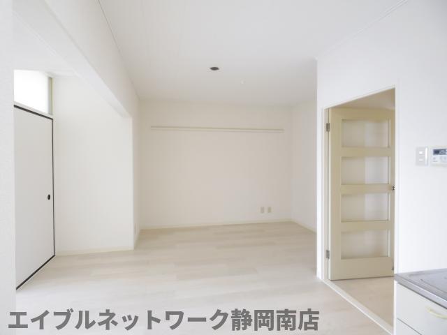 【静岡市駿河区小鹿のマンションのその他部屋・スペース】