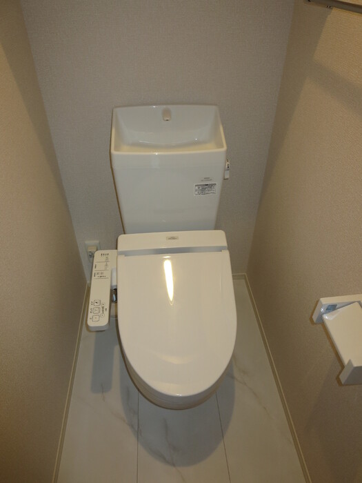 トイレ　【サニーフラット新八代】トイレ