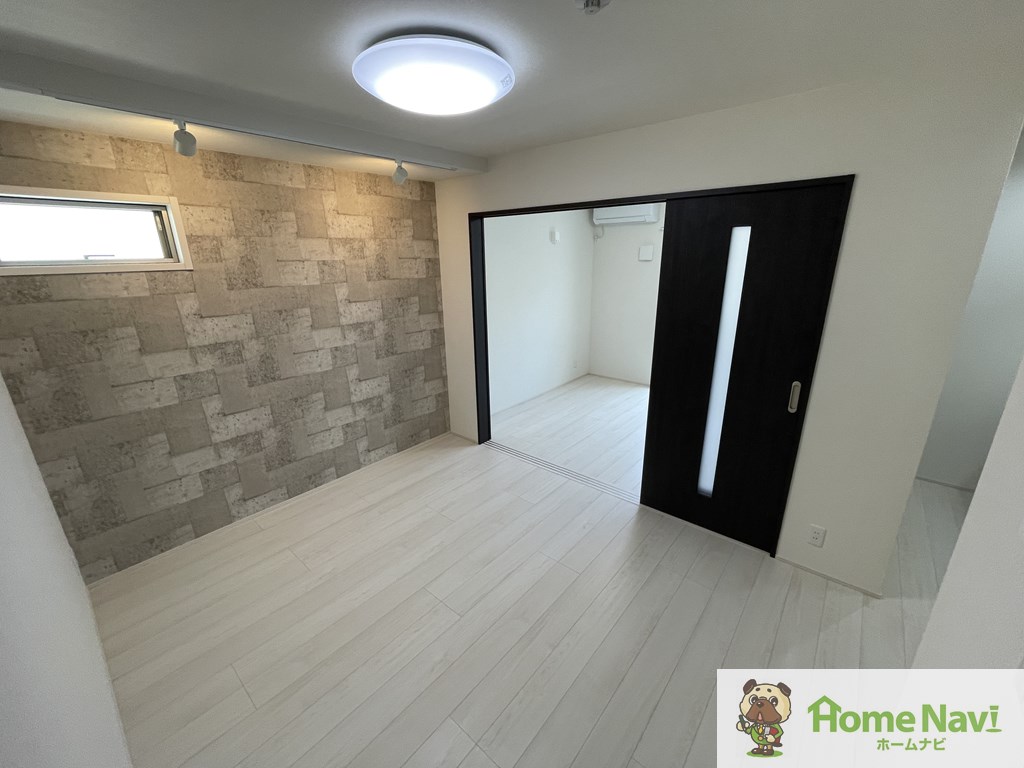 居室・リビング　YouTube検索、「フジパレス法善寺」で案内動画が視聴可。