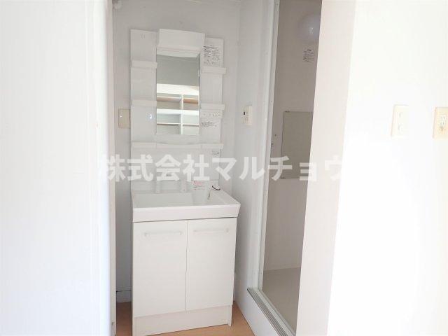 洗面設備　朝の身支度には欠かせない独立洗面化粧台