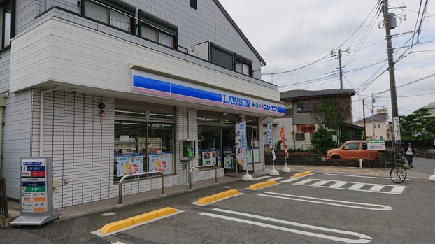 コンビニ　ローソン・スリーエフ東香川店（コンビニ）まで648m