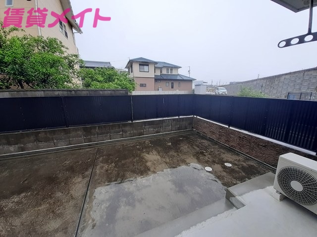 バルコニー　同型タイプ画像