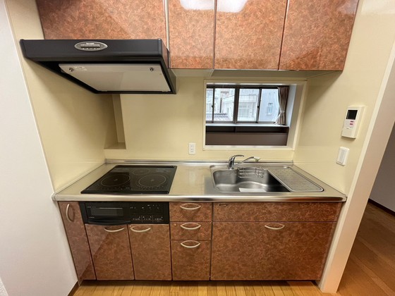 キッチン　※別部屋の写真です