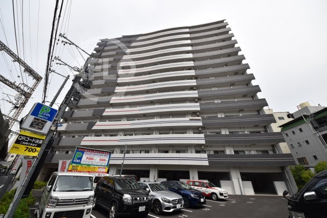 建物外観　セレニテ京橋クレア　外観