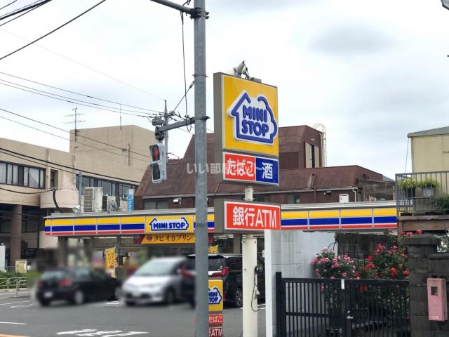コンビニ　ミニストップ（コンビニ）まで639m