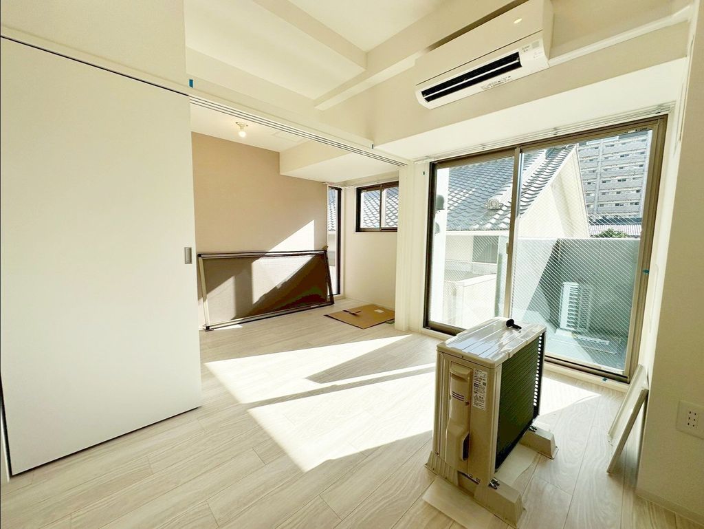 居室・リビング　バルコニー