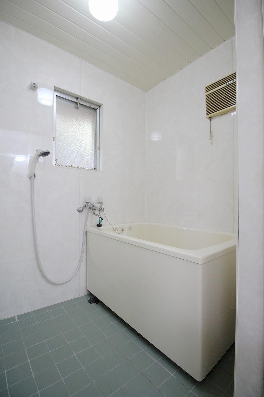 バス・シャワールーム　別部屋写真参照