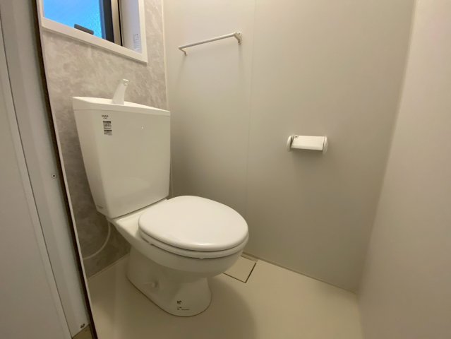 トイレ　アベニール西I（Ｋ）★那覇市西エリア