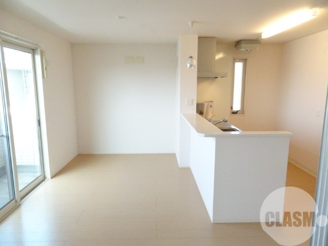 居室・リビング　カウンターキッチンです♪