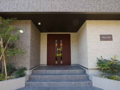 エントランス　ゆとりのあるエントランスです