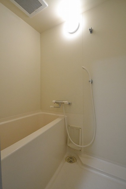 バス・シャワールーム　同物件別号室