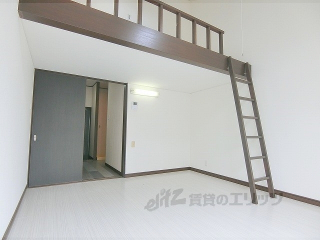 居室・リビング　洋室