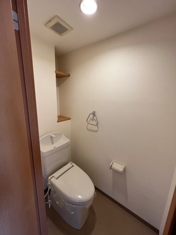 トイレ　（※写真はイメージです、現況優先となります）