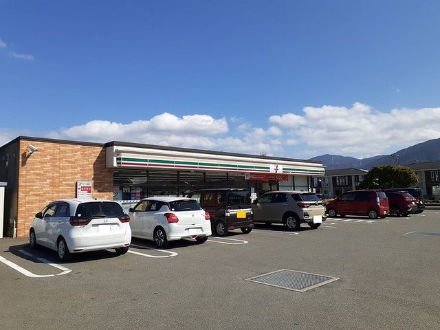 コンビニ　セブンイレブン　唐津バイパス店（コンビニ）まで2600m